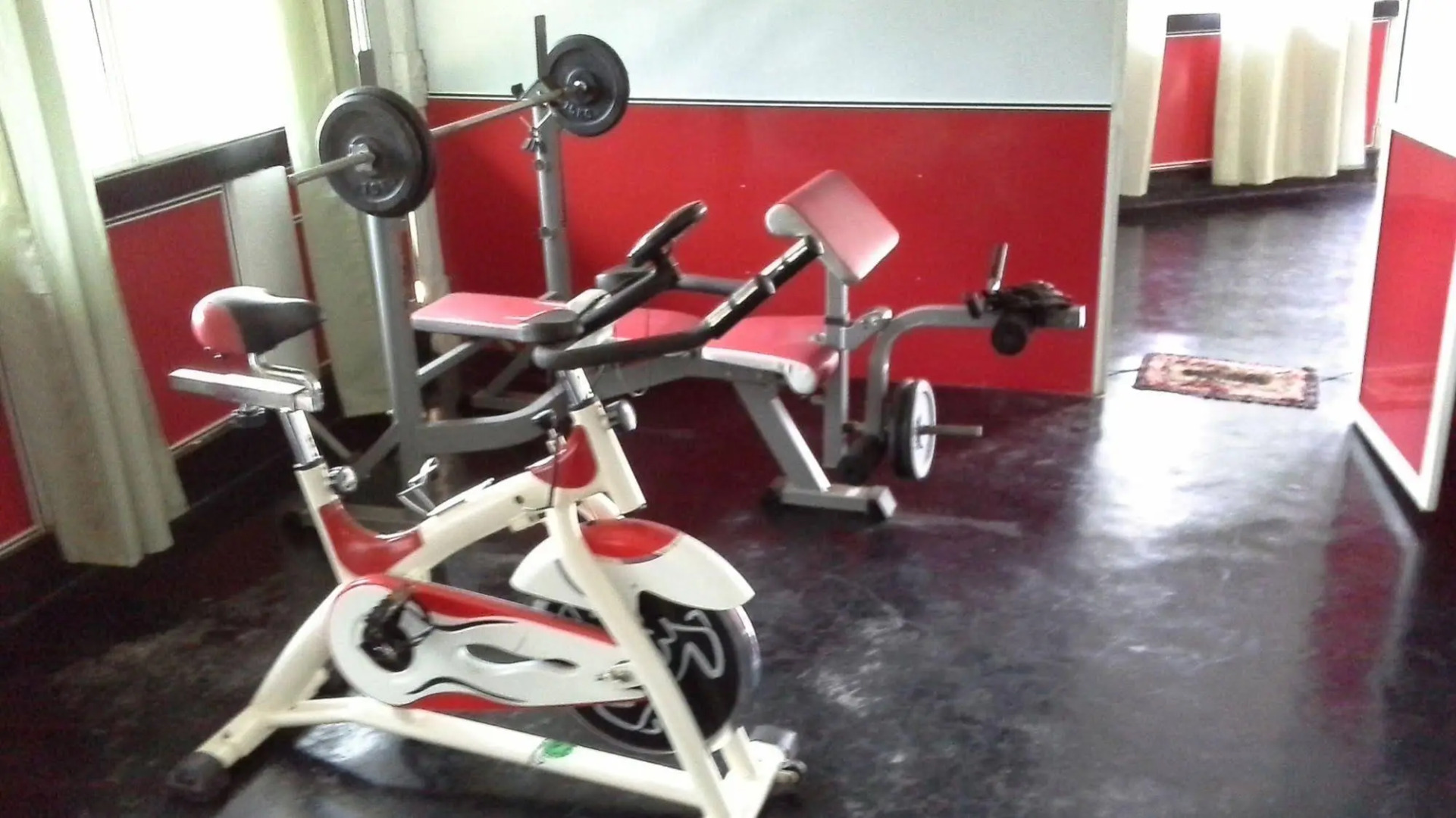 Riverside Hotel Colombo