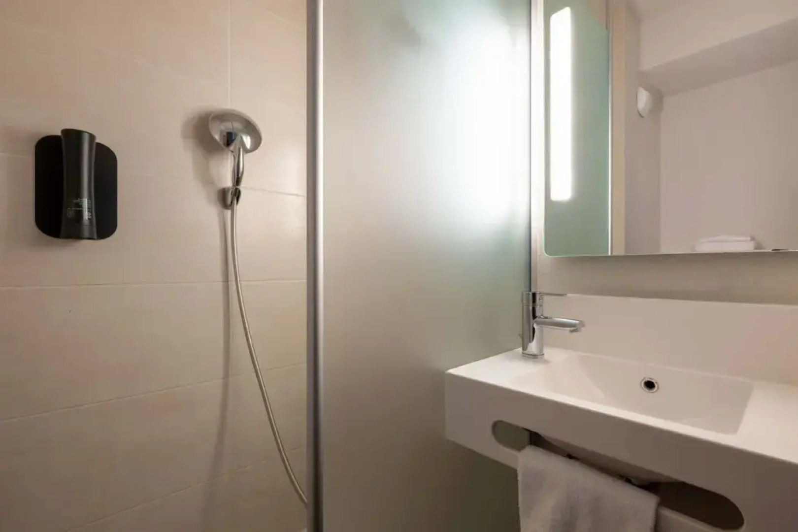 B&B HOTEL ANNEMASSE Saint-Cergues