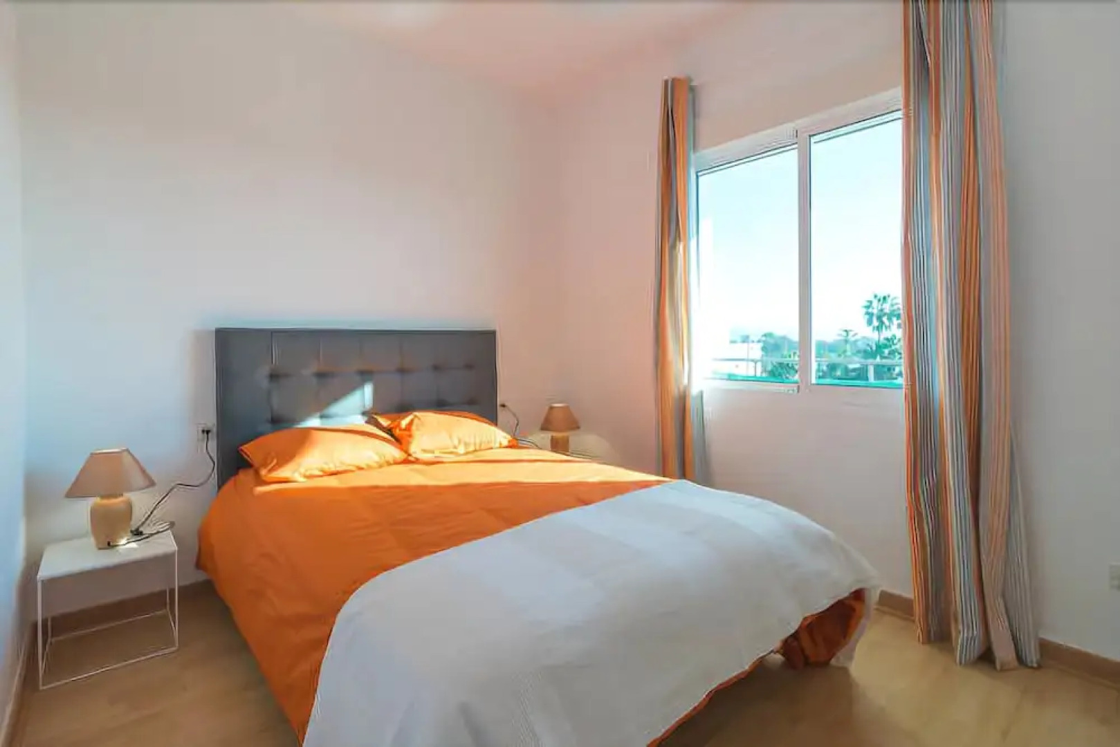 Sea & Wave Los Álamos