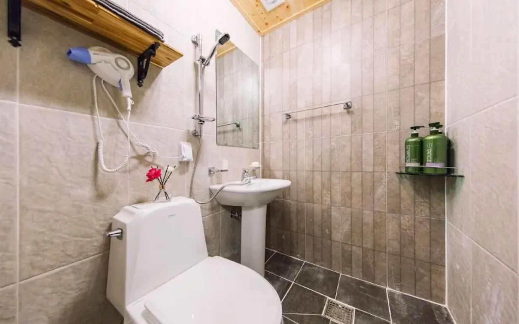 Boryeong Eagles Park Pension