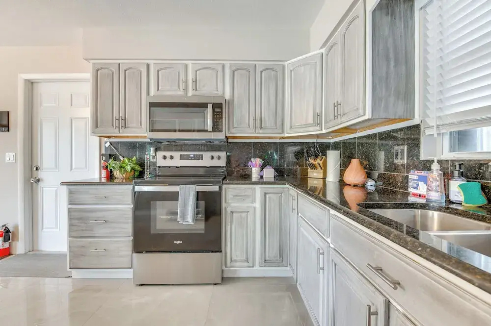 5 Mi to Beach: Retreat w/ Pool in Merritt Island