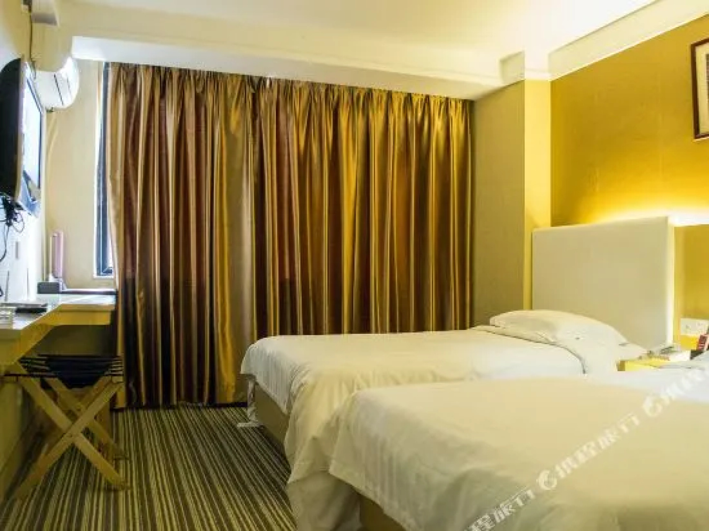 Zhuhai Yujing Business Hotel