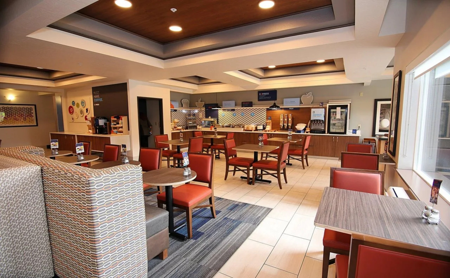 Holiday Inn Express & Suites Ashland by IHG