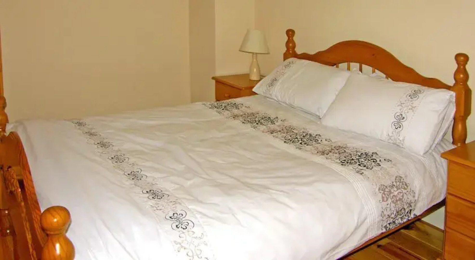 Goleen Heights House