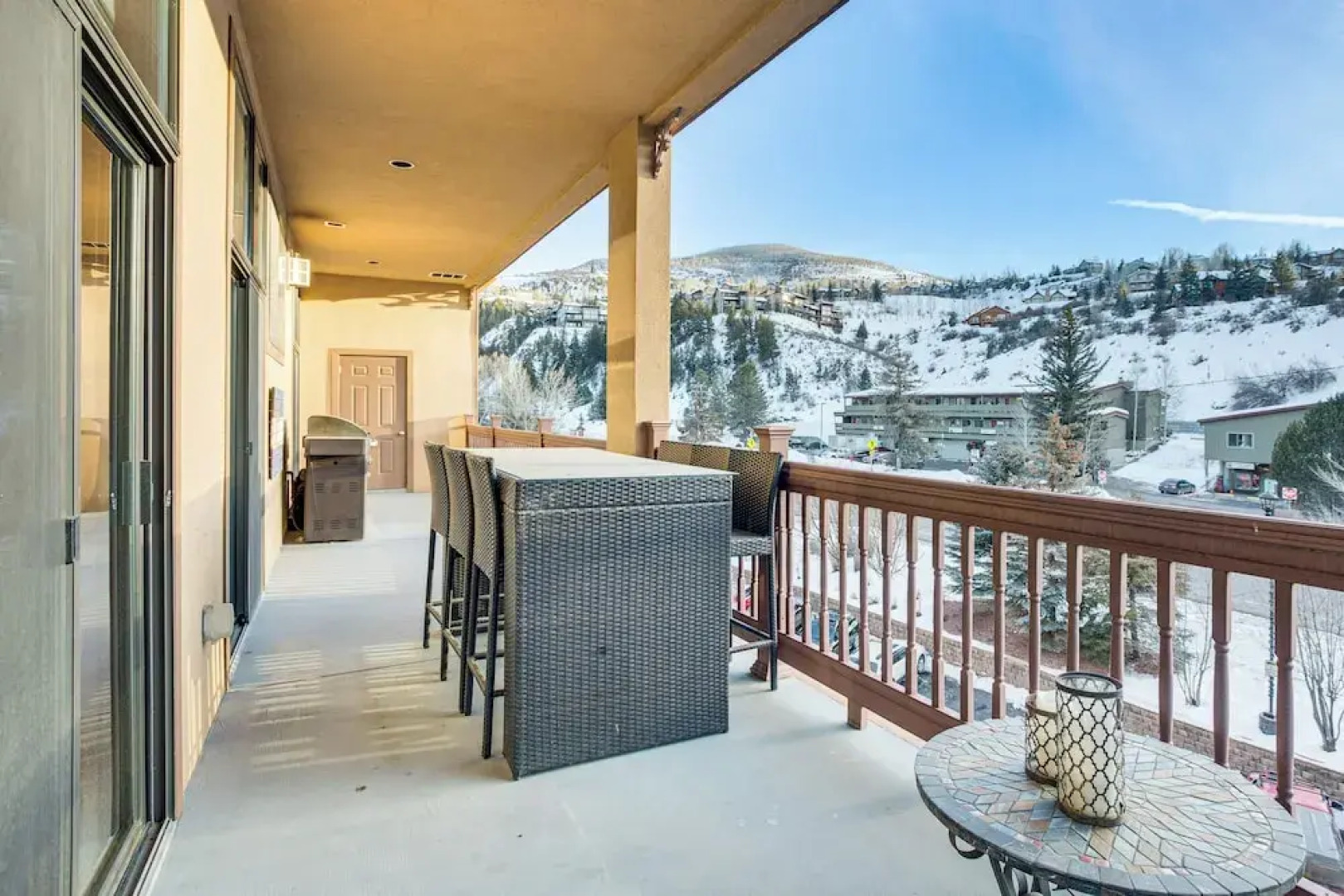 Mountain-view Condo in the Heart of Edwards!