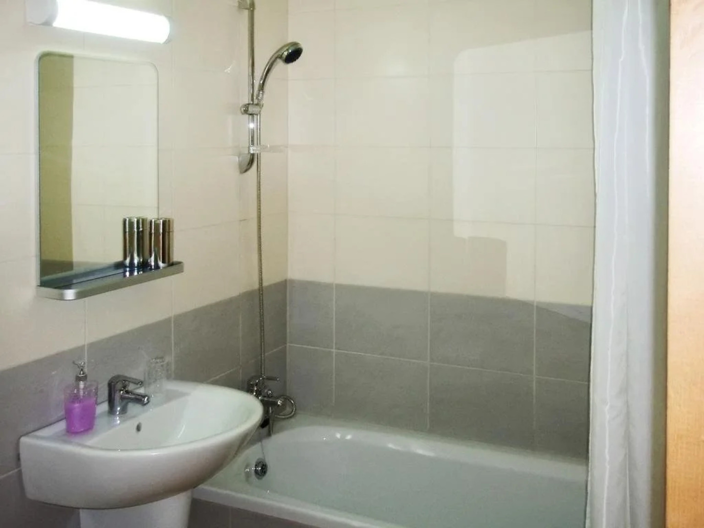 Elysian Fields & Resort Apartment No. 302, Block B2