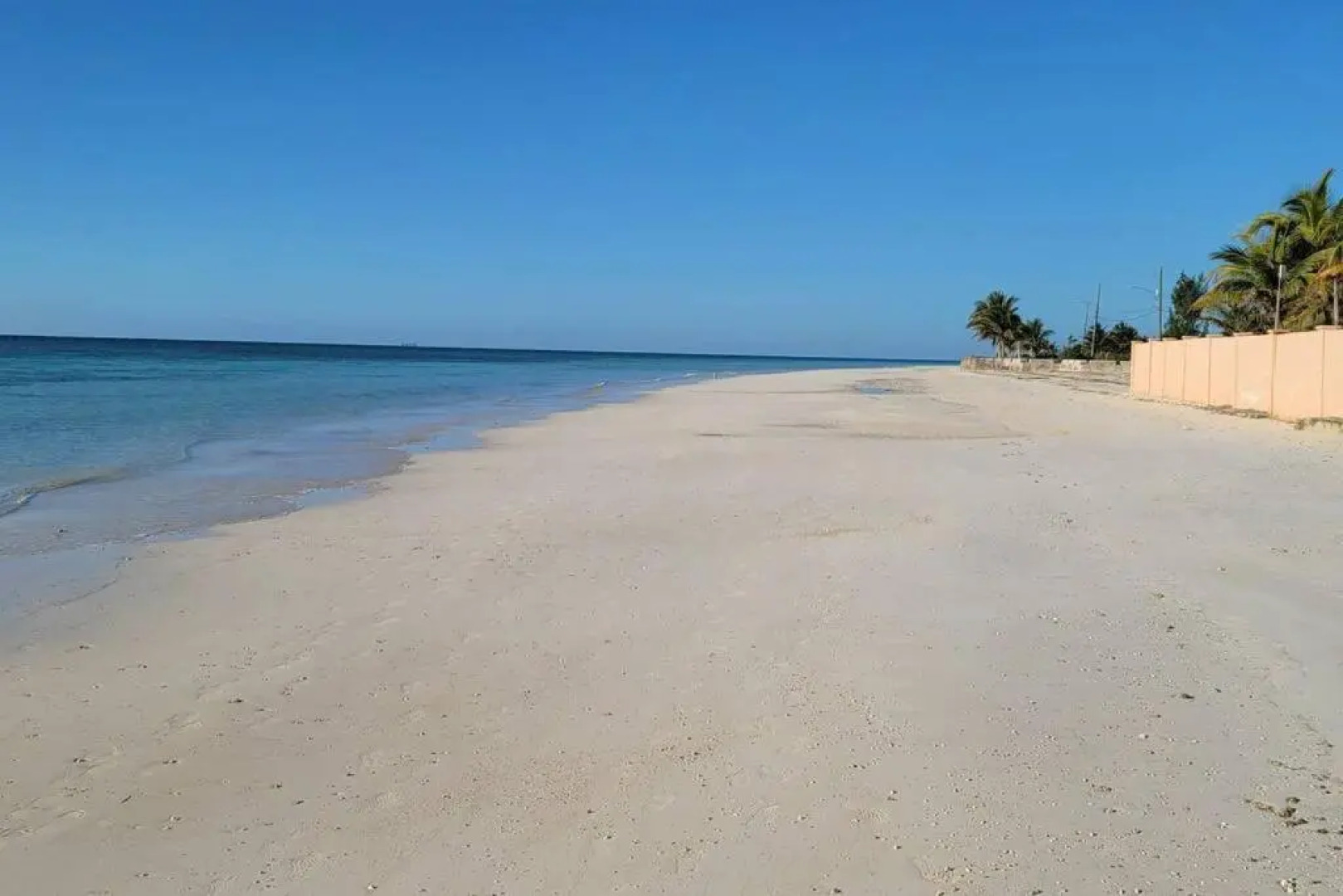 2BR with Private Beach Access