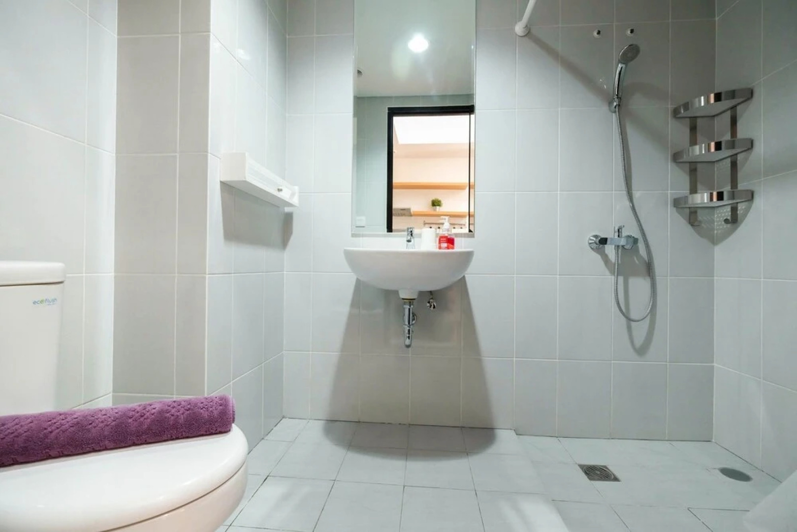 Minimalist Studio at Casa De Parco Apt