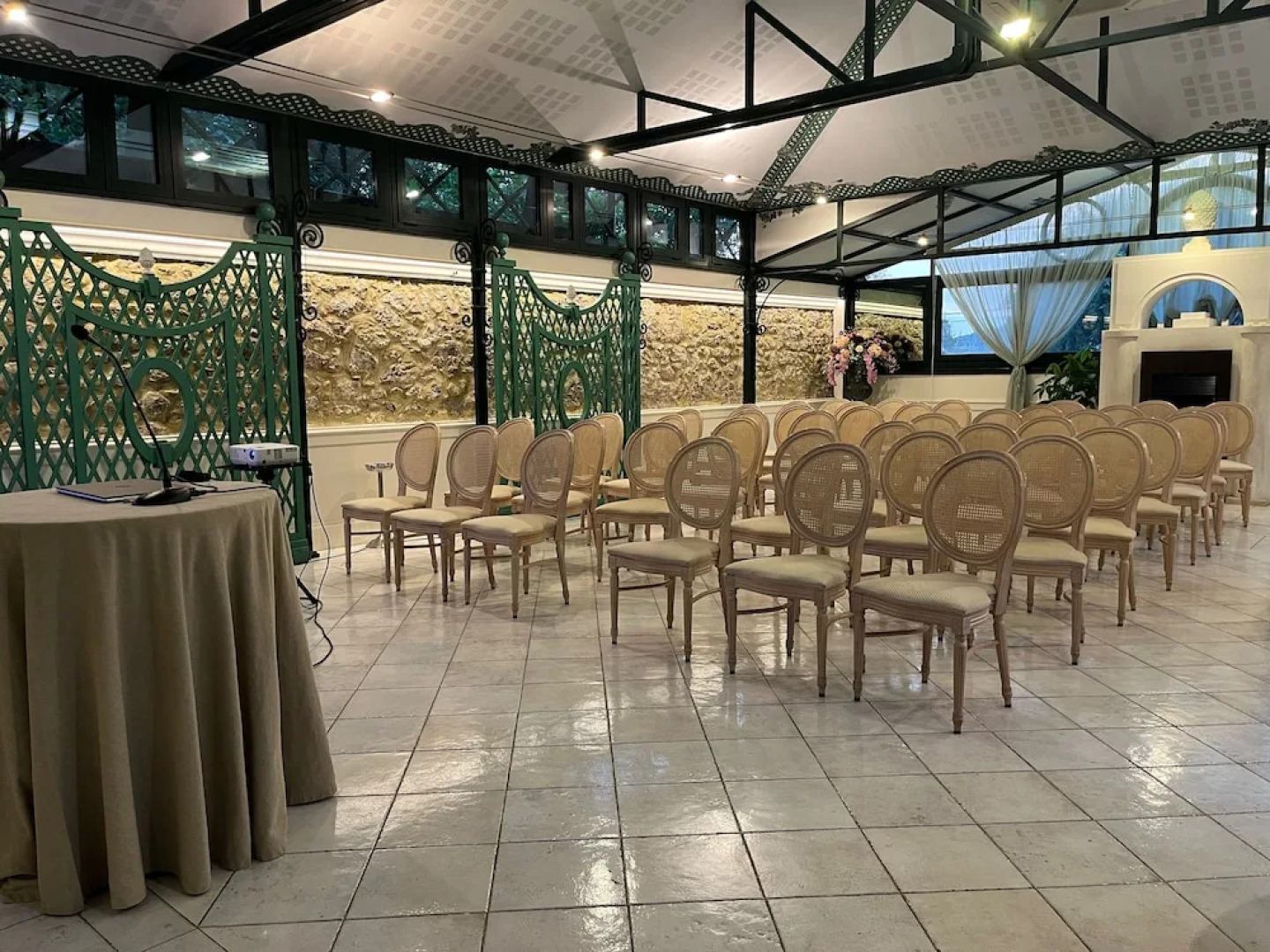 Villa Euchelia Resort