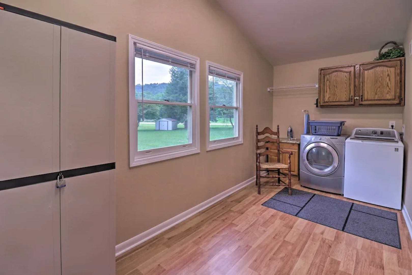 Hendersonville Home w/ Fire Pit: 5 Mi to Downtown!