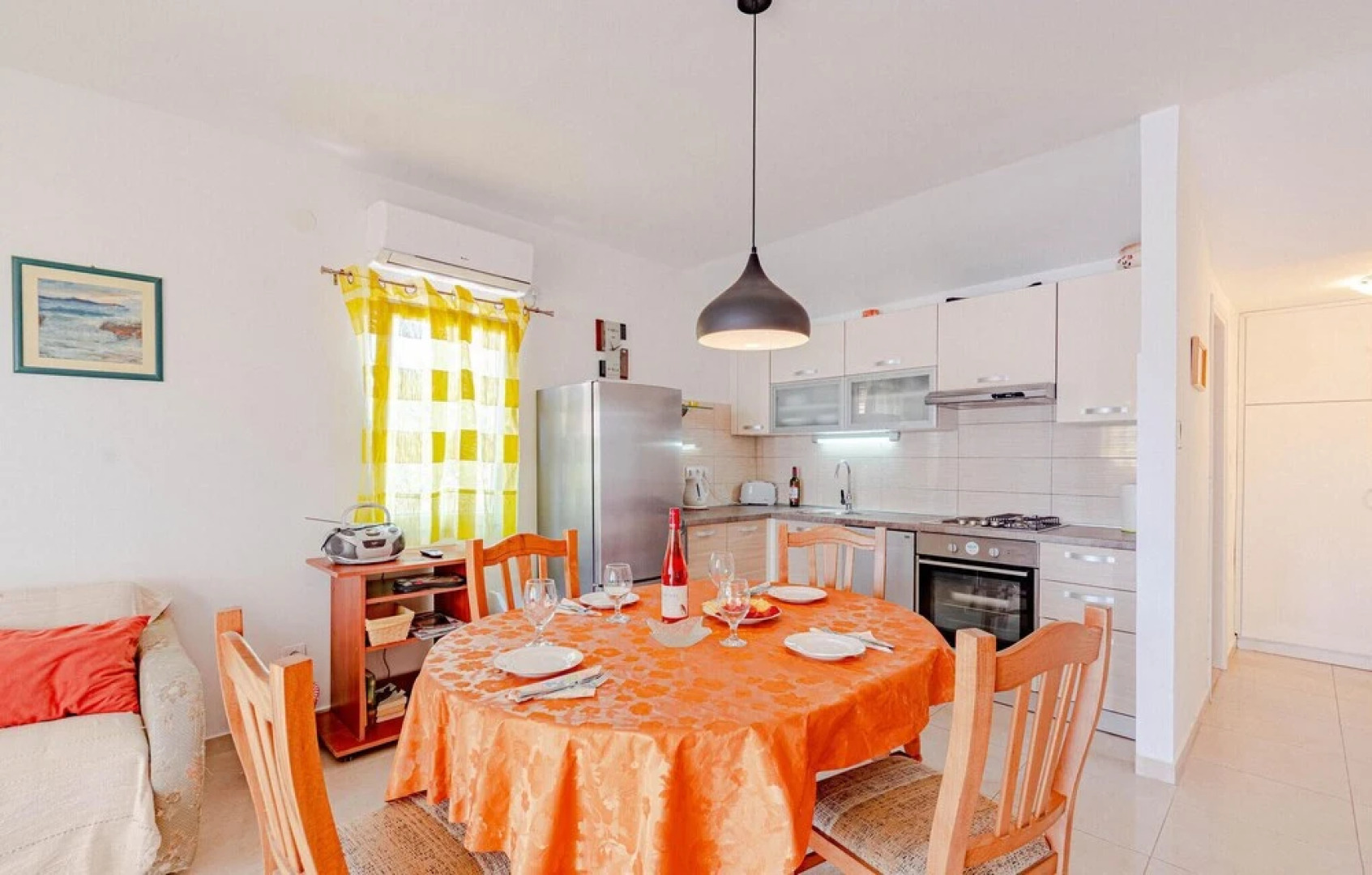 Stunning Home in Prigradica With Wifi and 4 Bedrooms