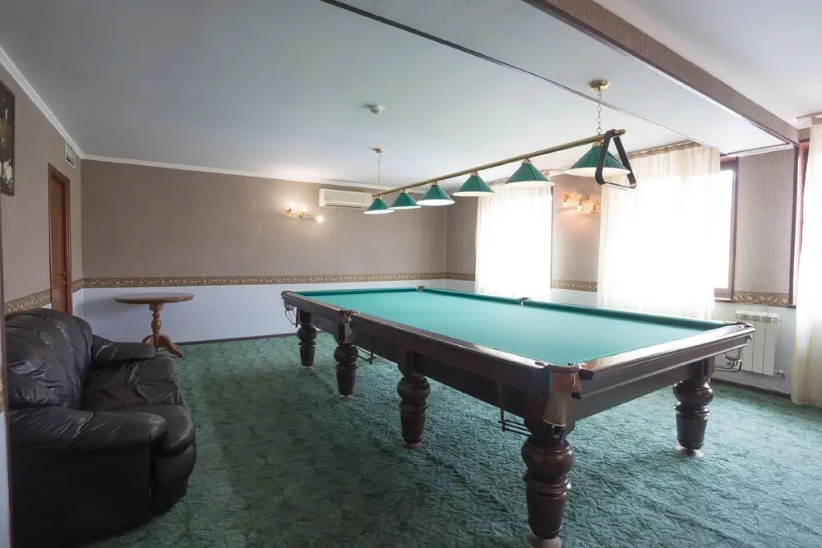 Hotel Genrih-I