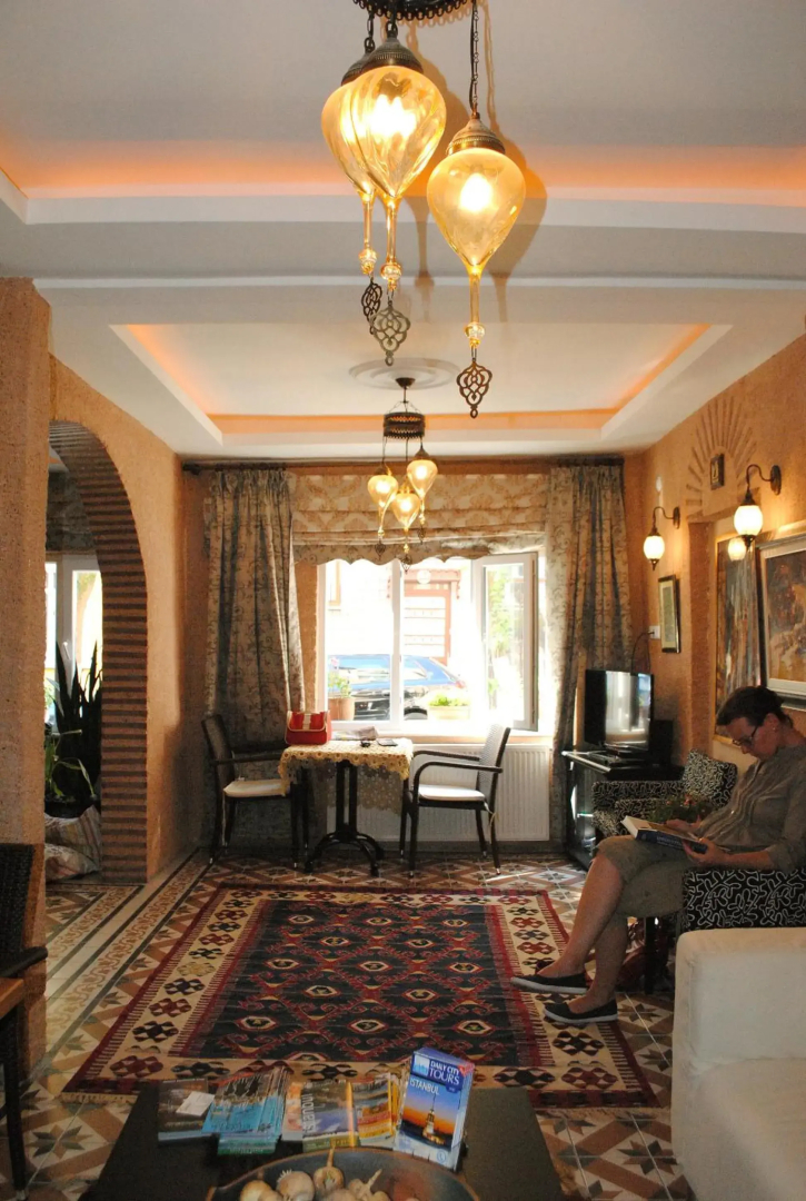 Hotel Buhara Family Inn