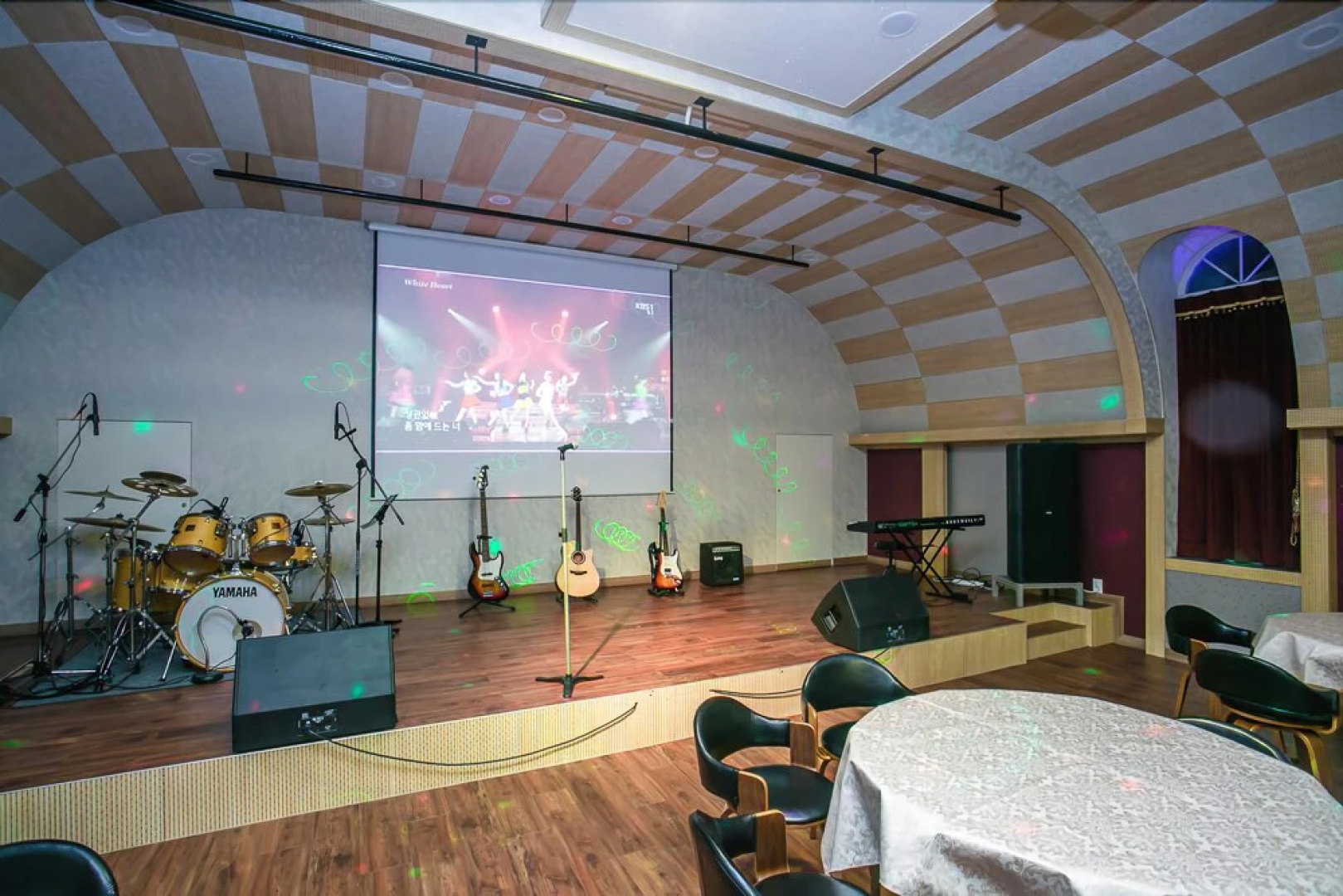 Geumsan Forest White Castle Pension