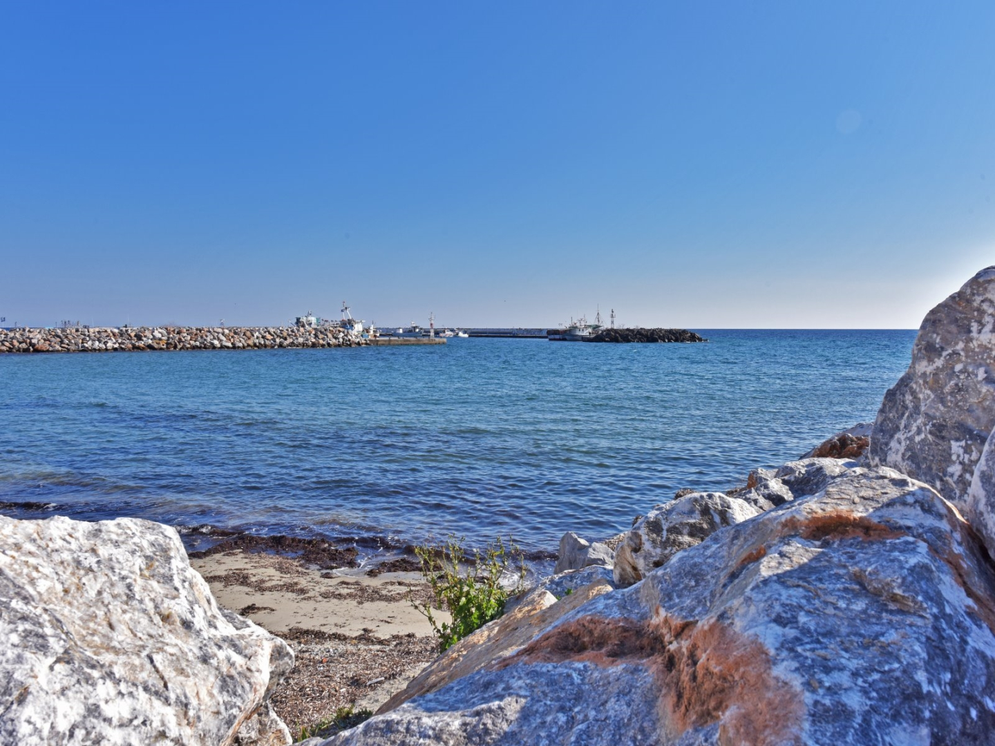 Tzelepis House by TravelPro Services - Nea Ski...