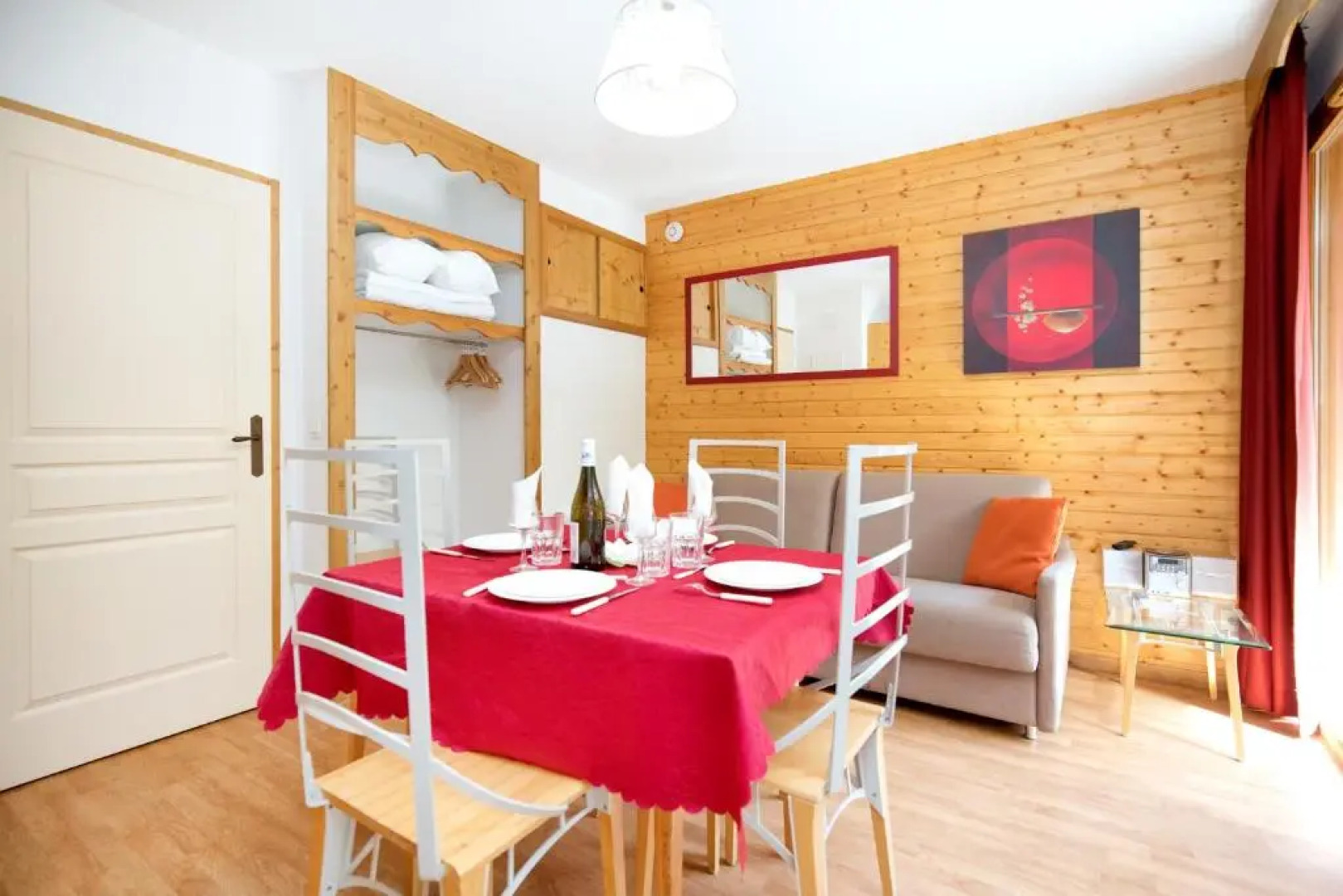 Le Hameau SPA & PISCINE appartement 2 pieces 6pers by Alpvision Residences