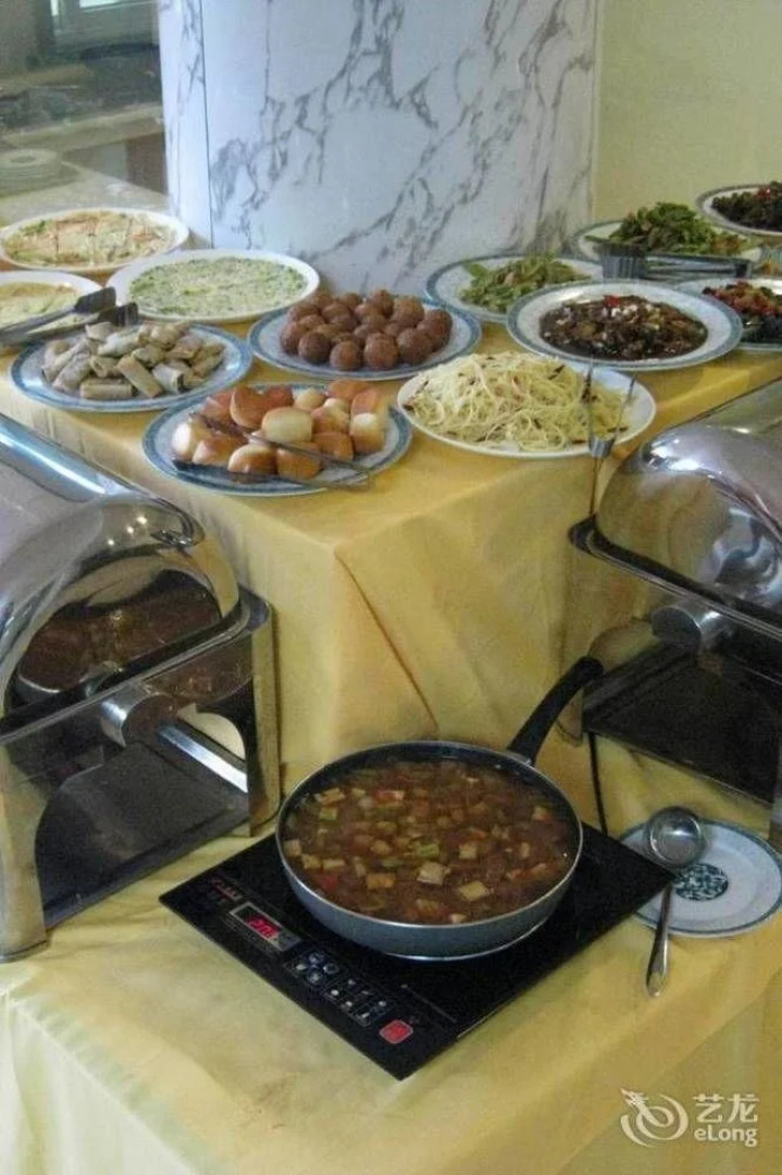 Zhuhui Business Hotel - Qingdao