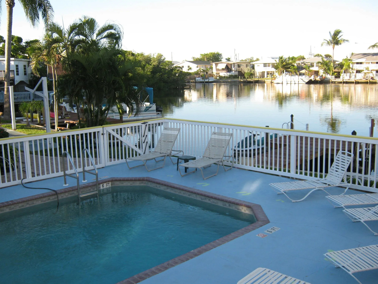 The Holiday Court Villas and Suites