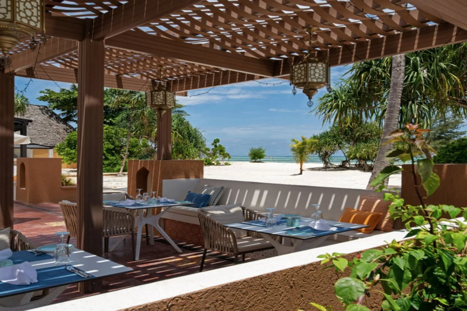 Отель LUX Marijani Zanzibar