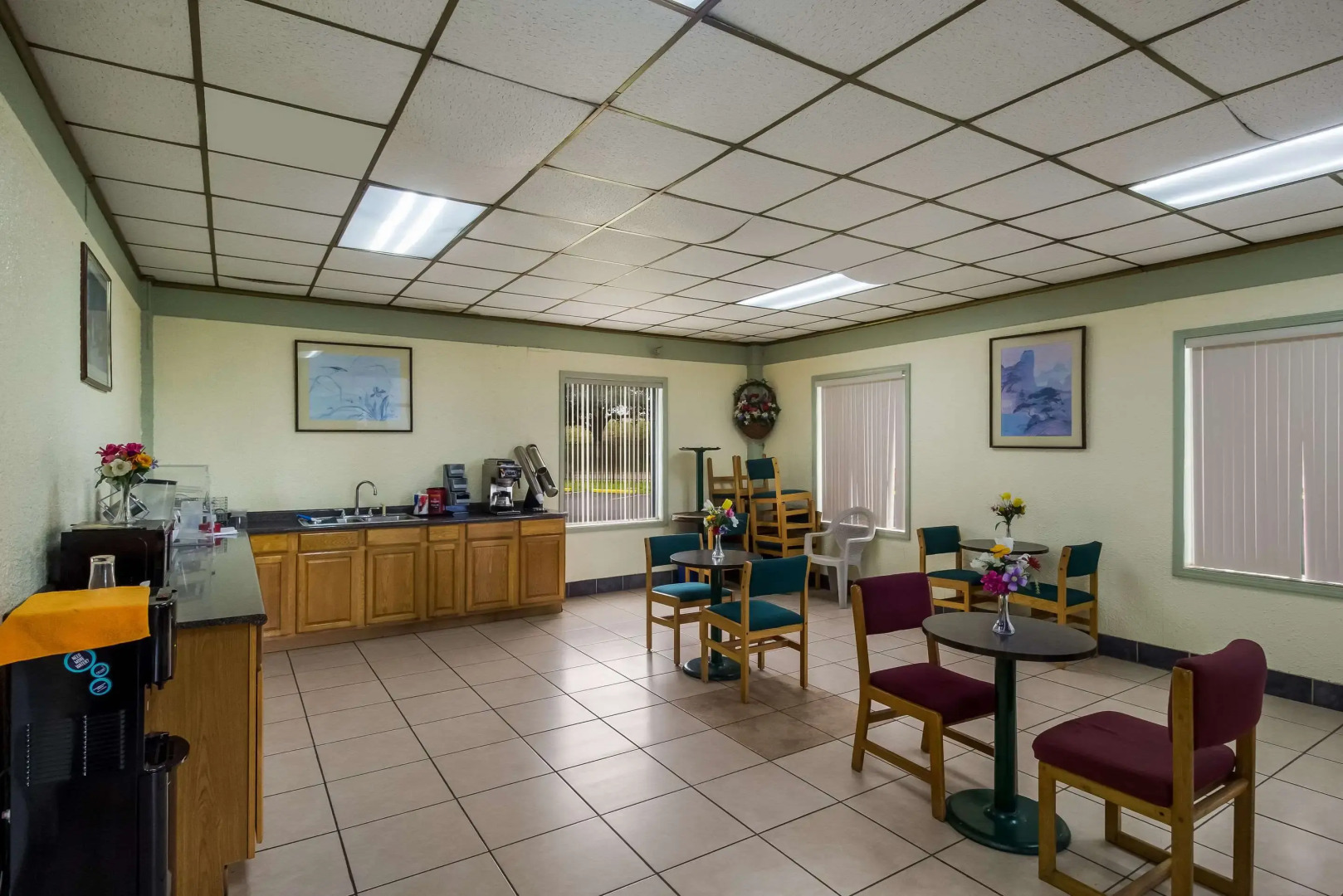 Rodeway Inn Conference Center