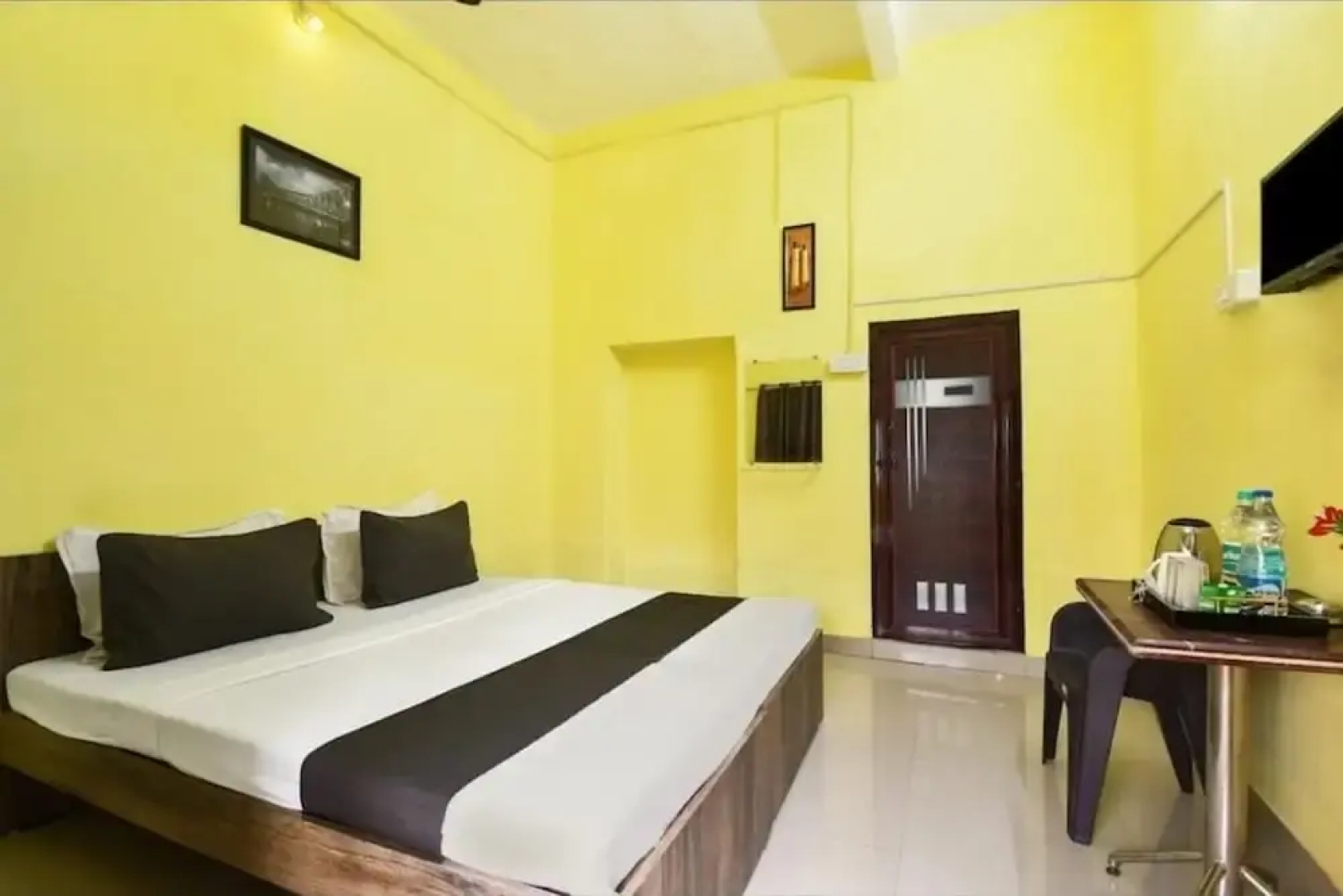 Rathore Inn