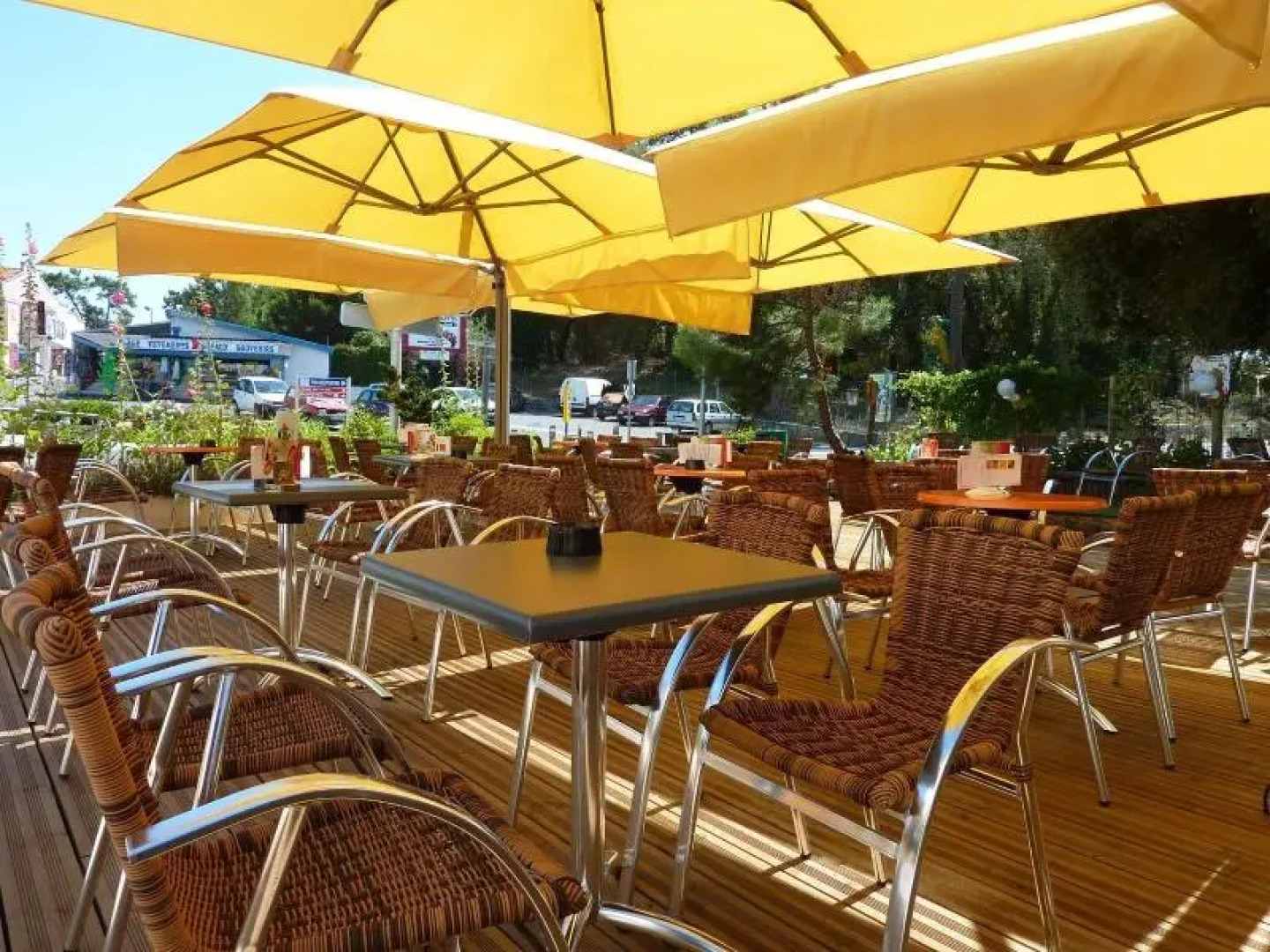 Residence Sous les Pins (by Popinns)