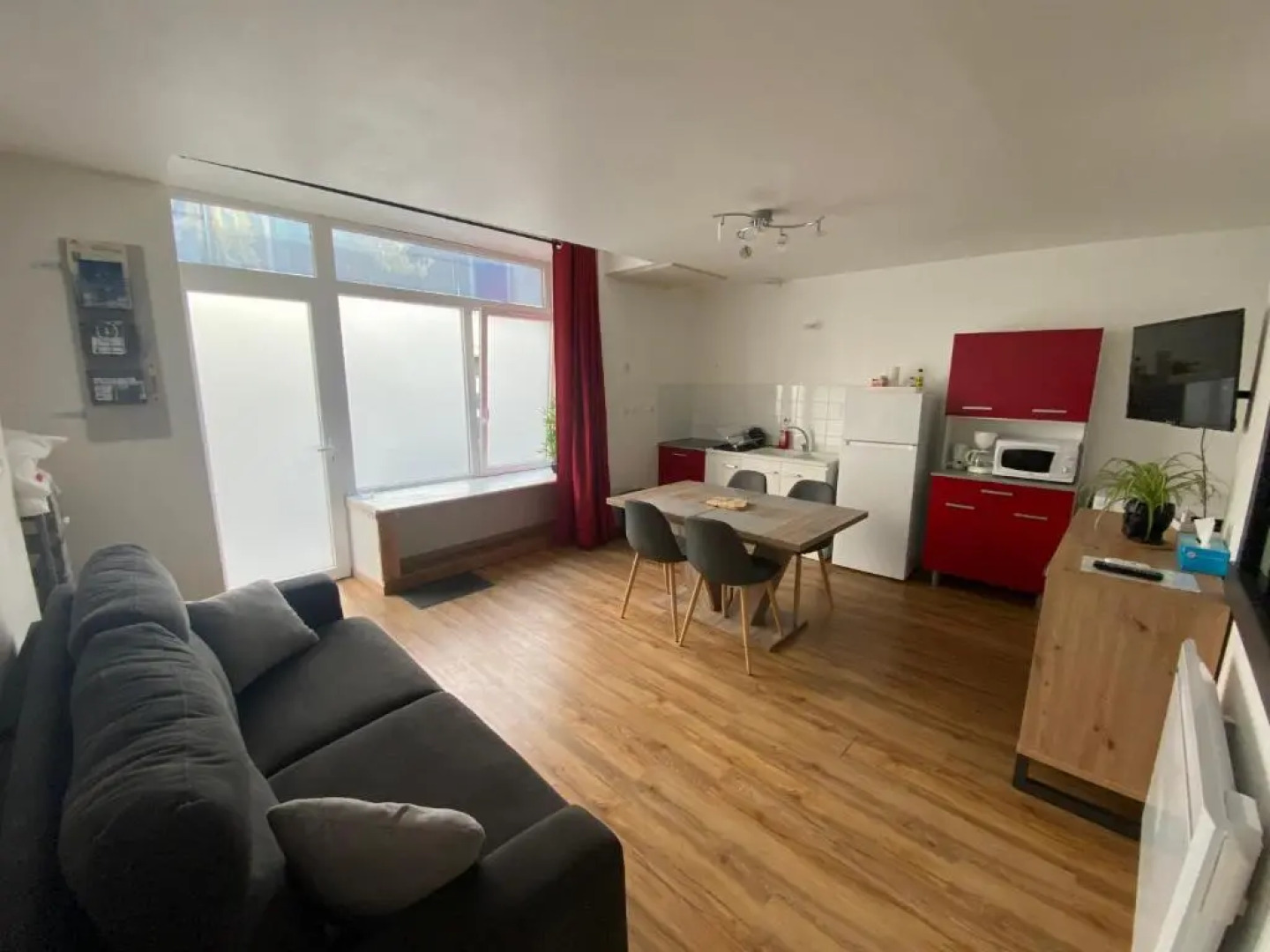 Joli T2 Dans Une Maison de Village