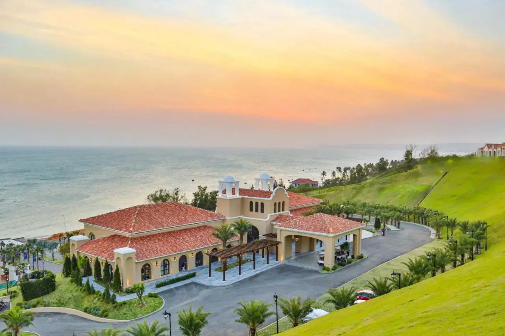 Centara Mirage Resort Mui Ne