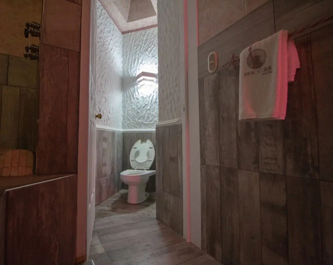 New York Hotel - Motel