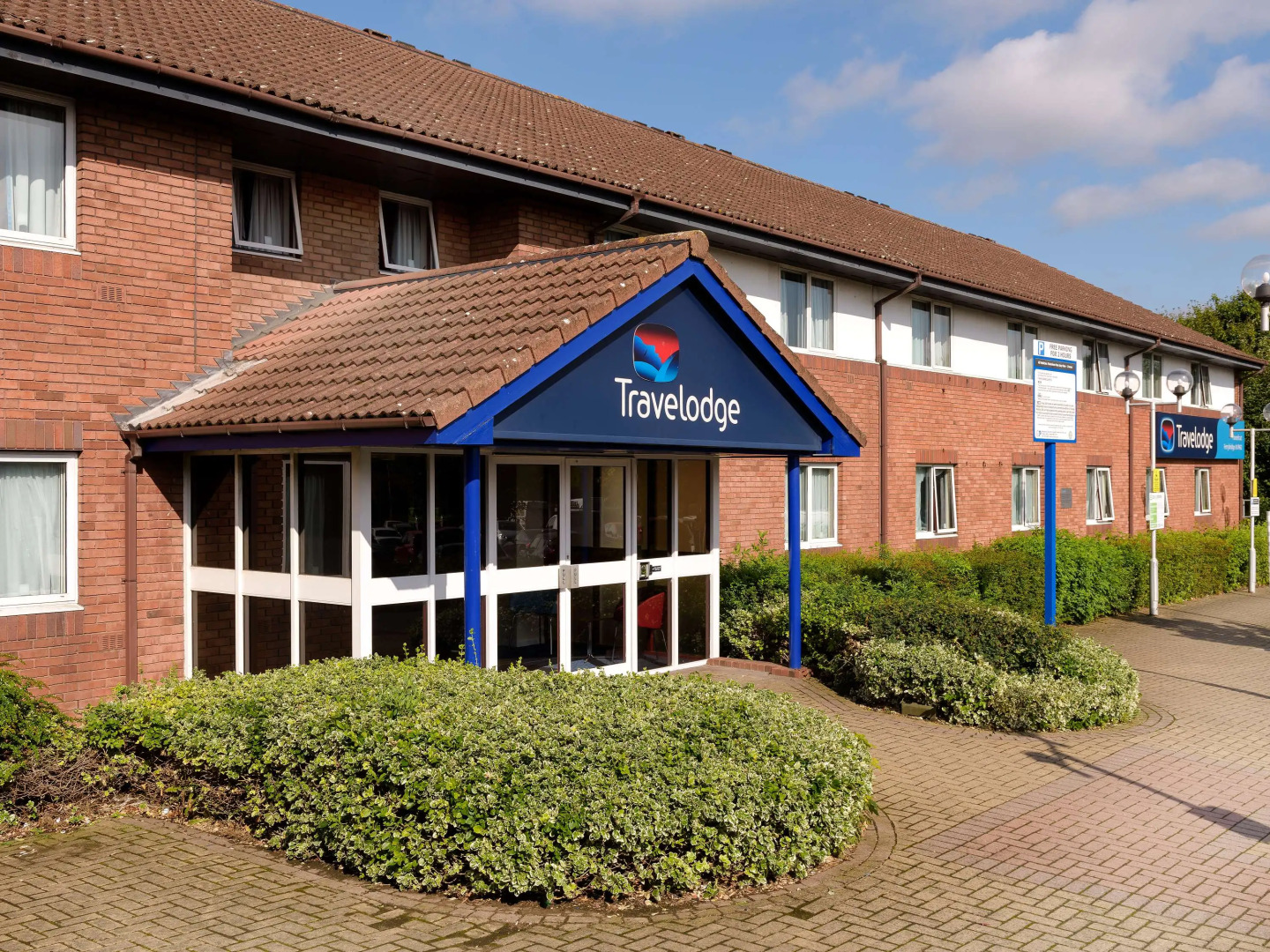 Travelodge Pontefract Ferrybridge A1/M62