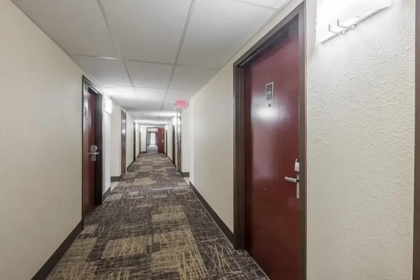 The V Motel