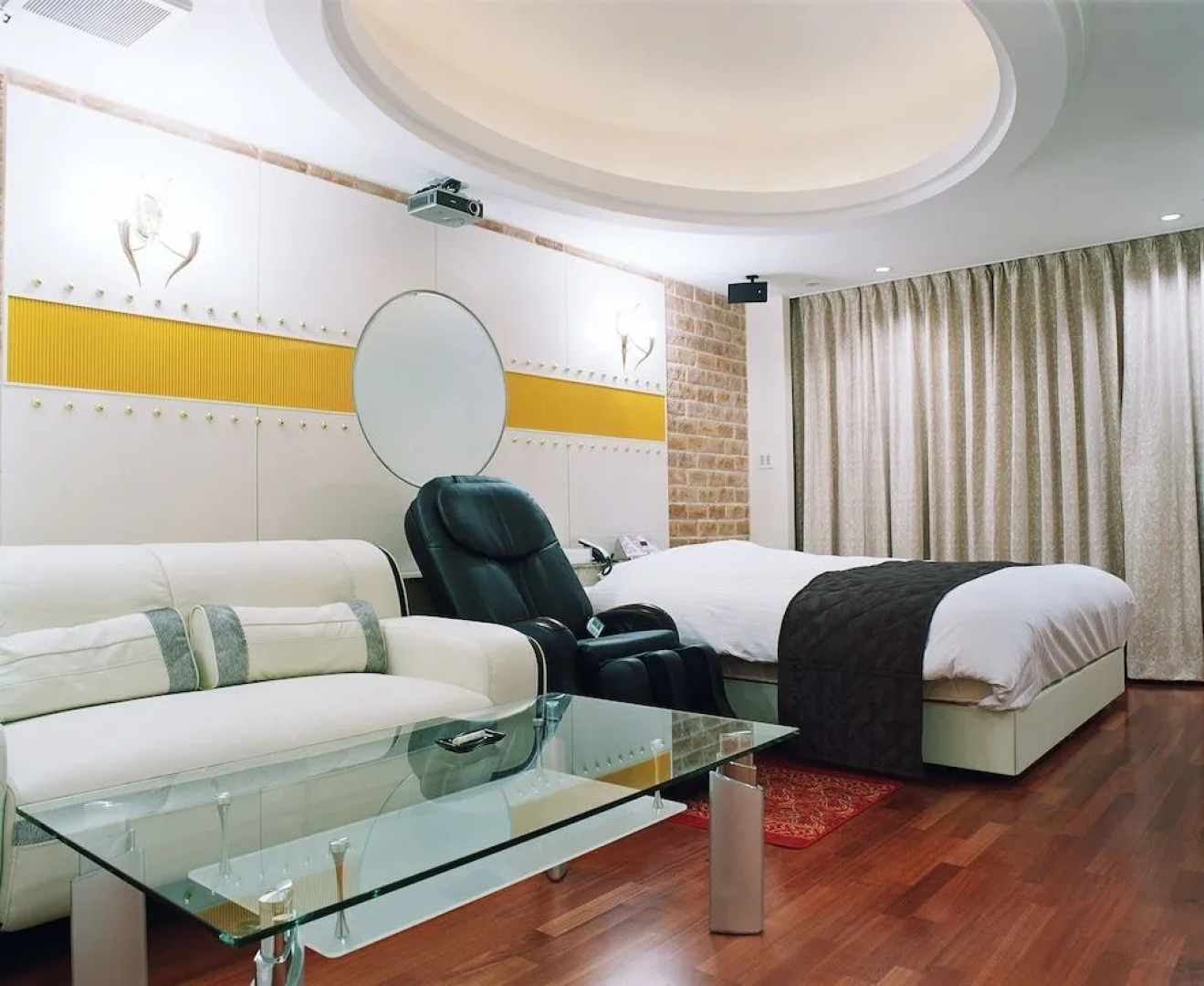 HOTEL C-Love - Adults Only