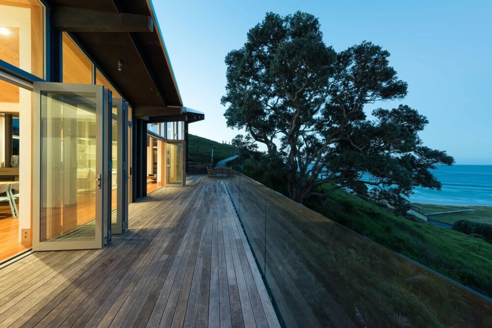 Otaha Beachfront Lodge by Touch of Spice