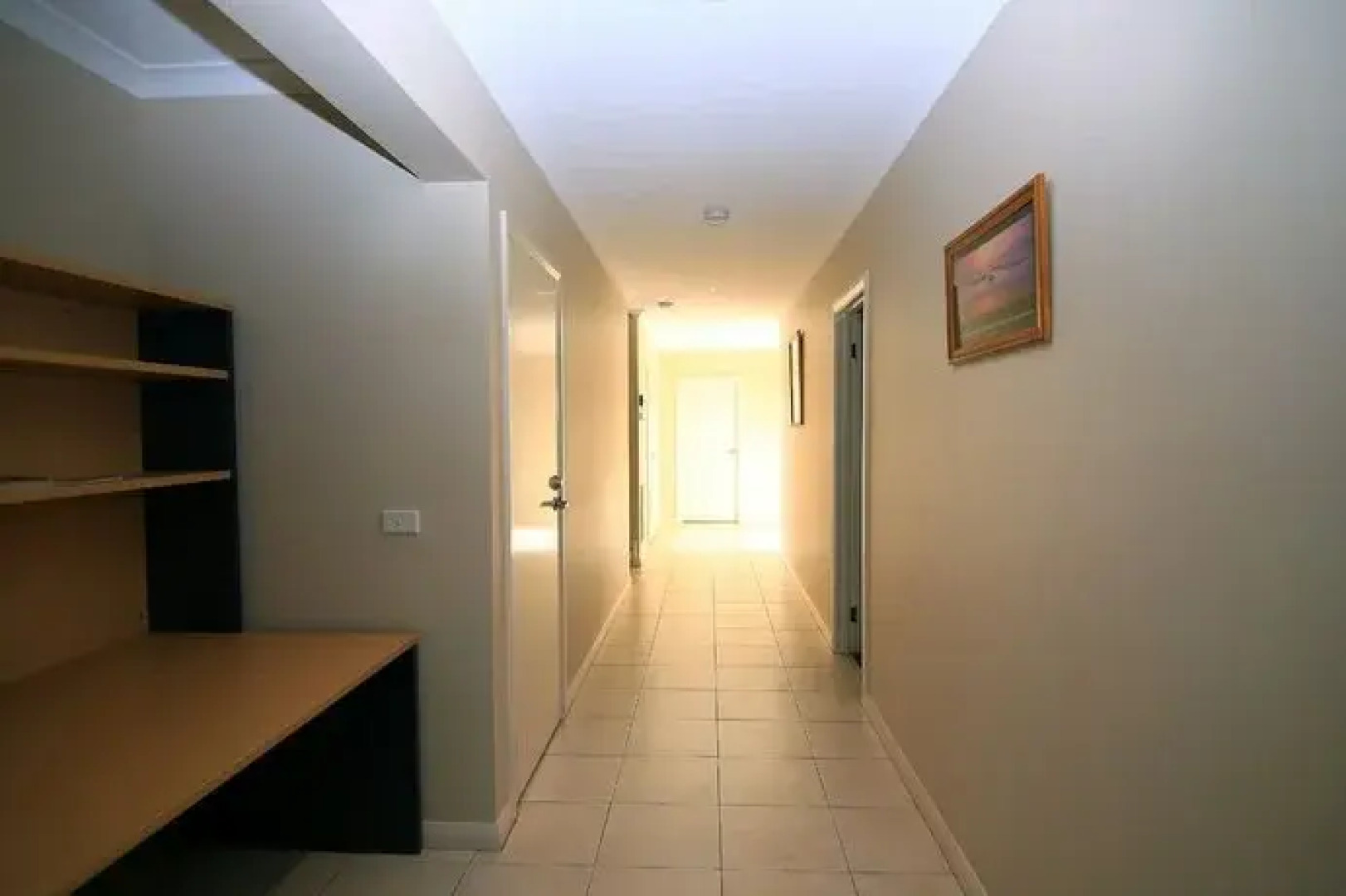 Tropical Winds Apartment Hotel