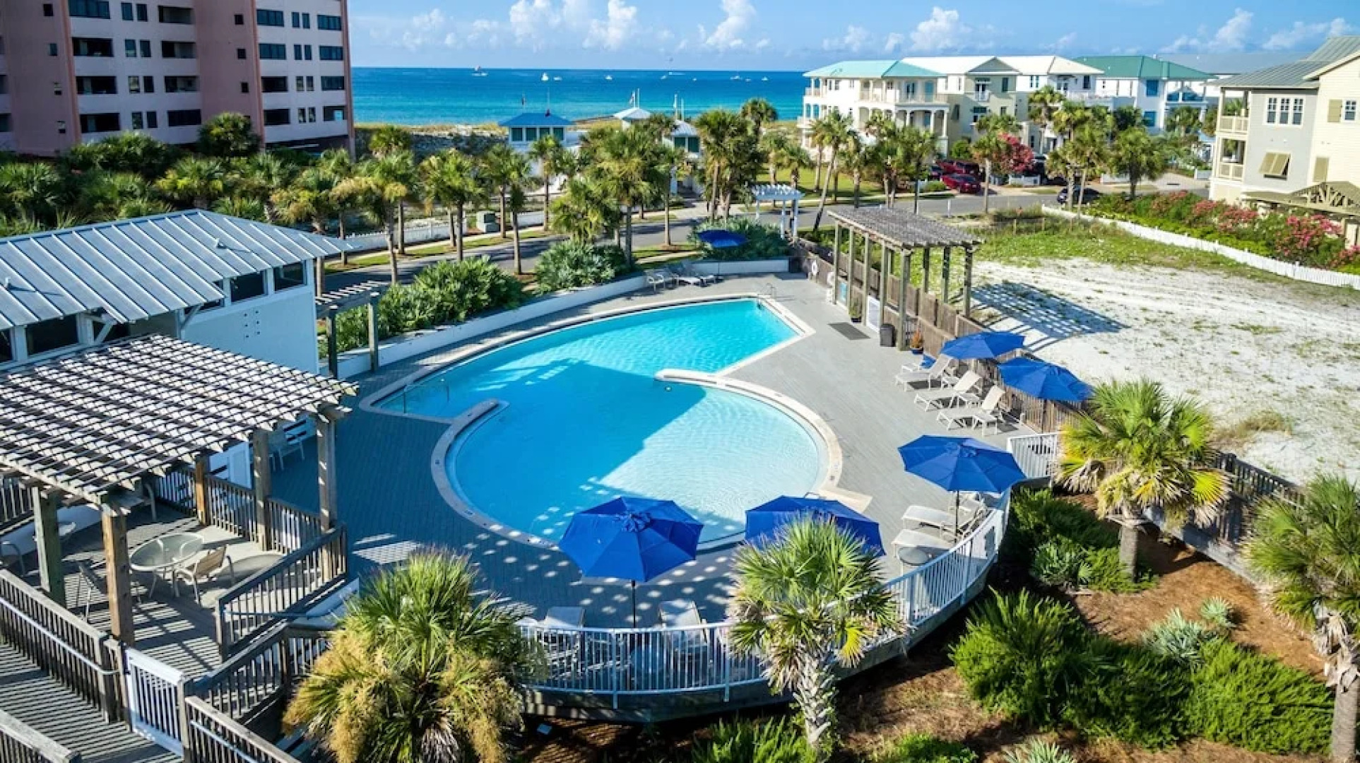 Seabreeze 5 Bedroom Home by RedAwning