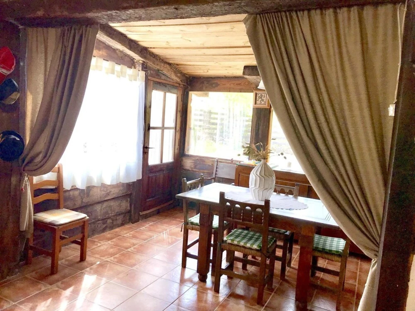 Villa With 4 Bedrooms in Camarena de la Sierra, With Wonderful Mountai