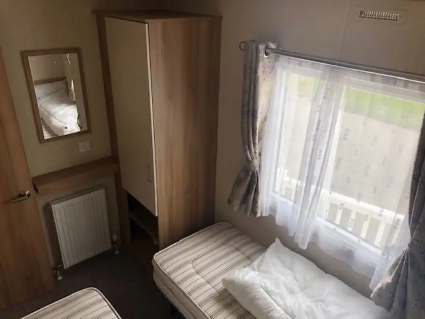 Beautiful Cosy 2-bed Caravan in Clacton-on-sea