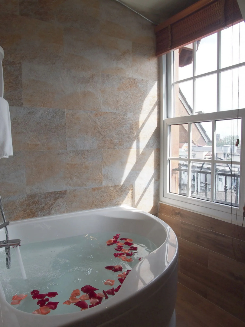 Le Charcoa Hotel