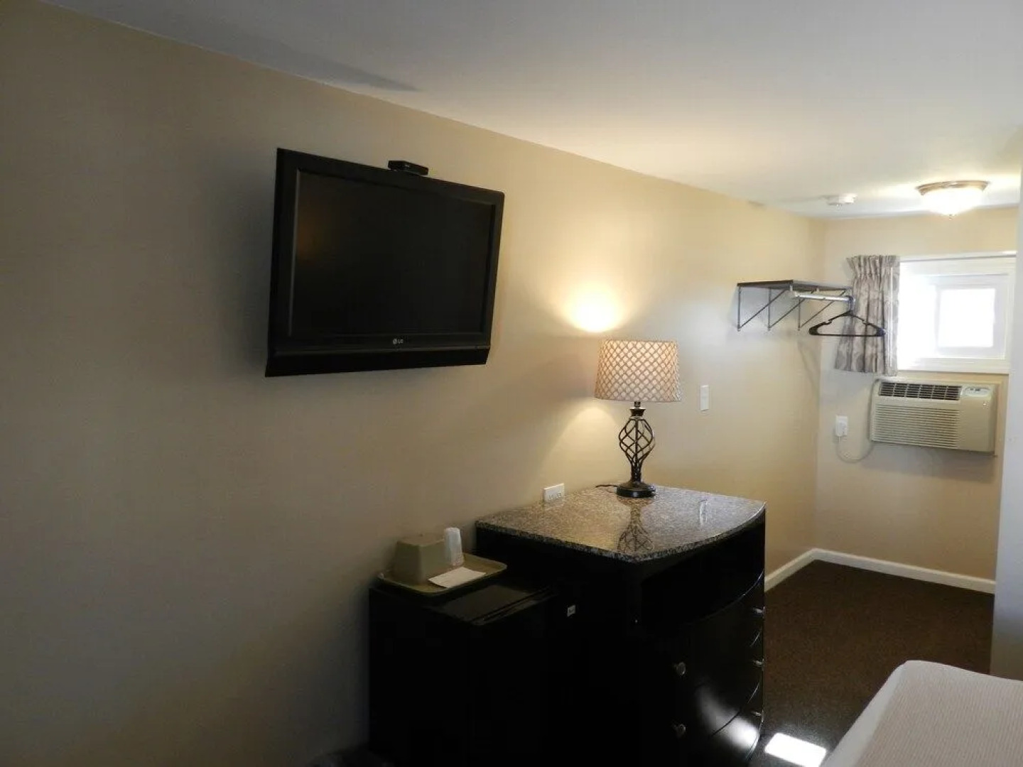 Broadway Court Motel