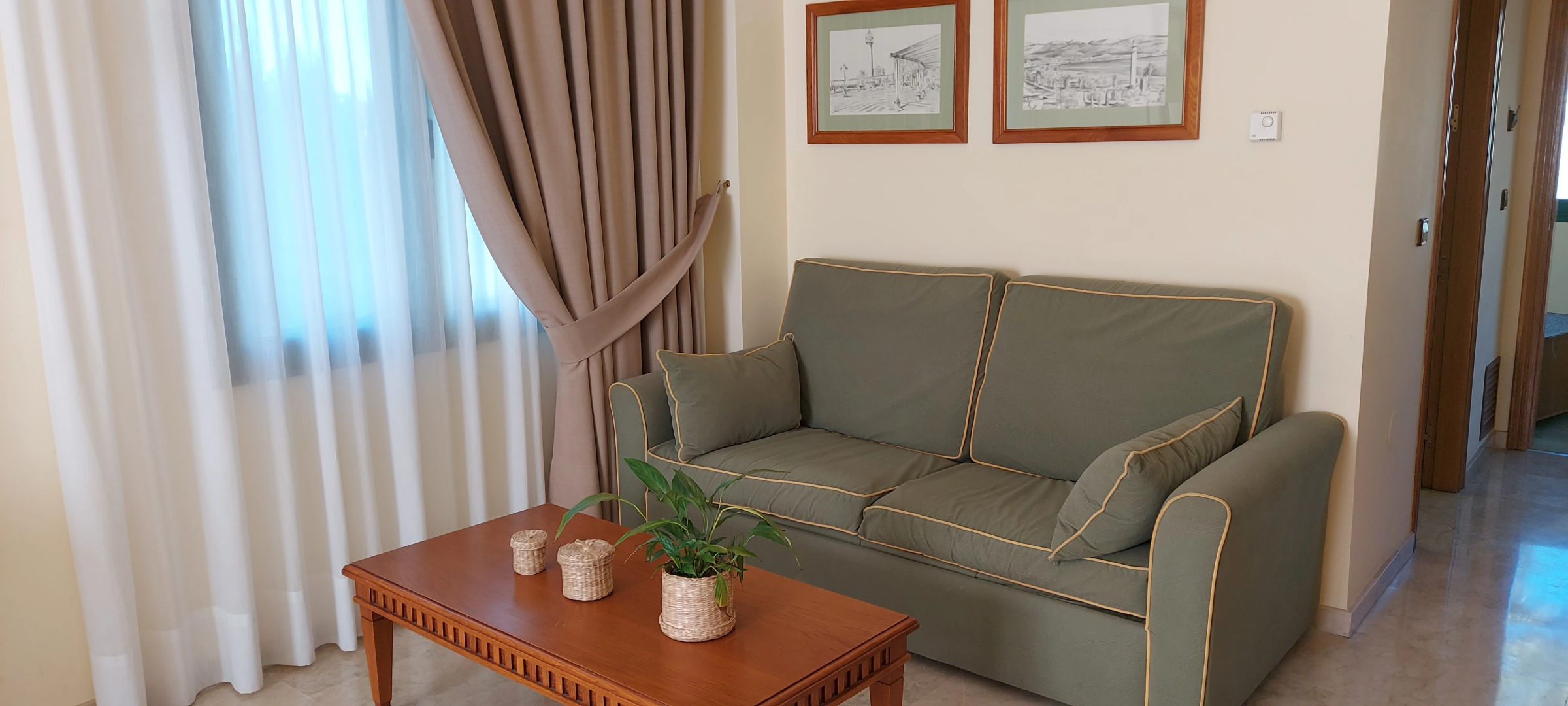 Hotel Mainake