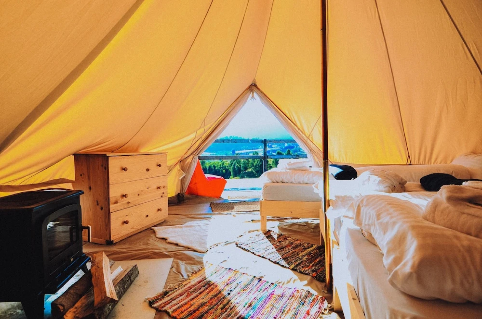 Ursa Mica Glamping Resort