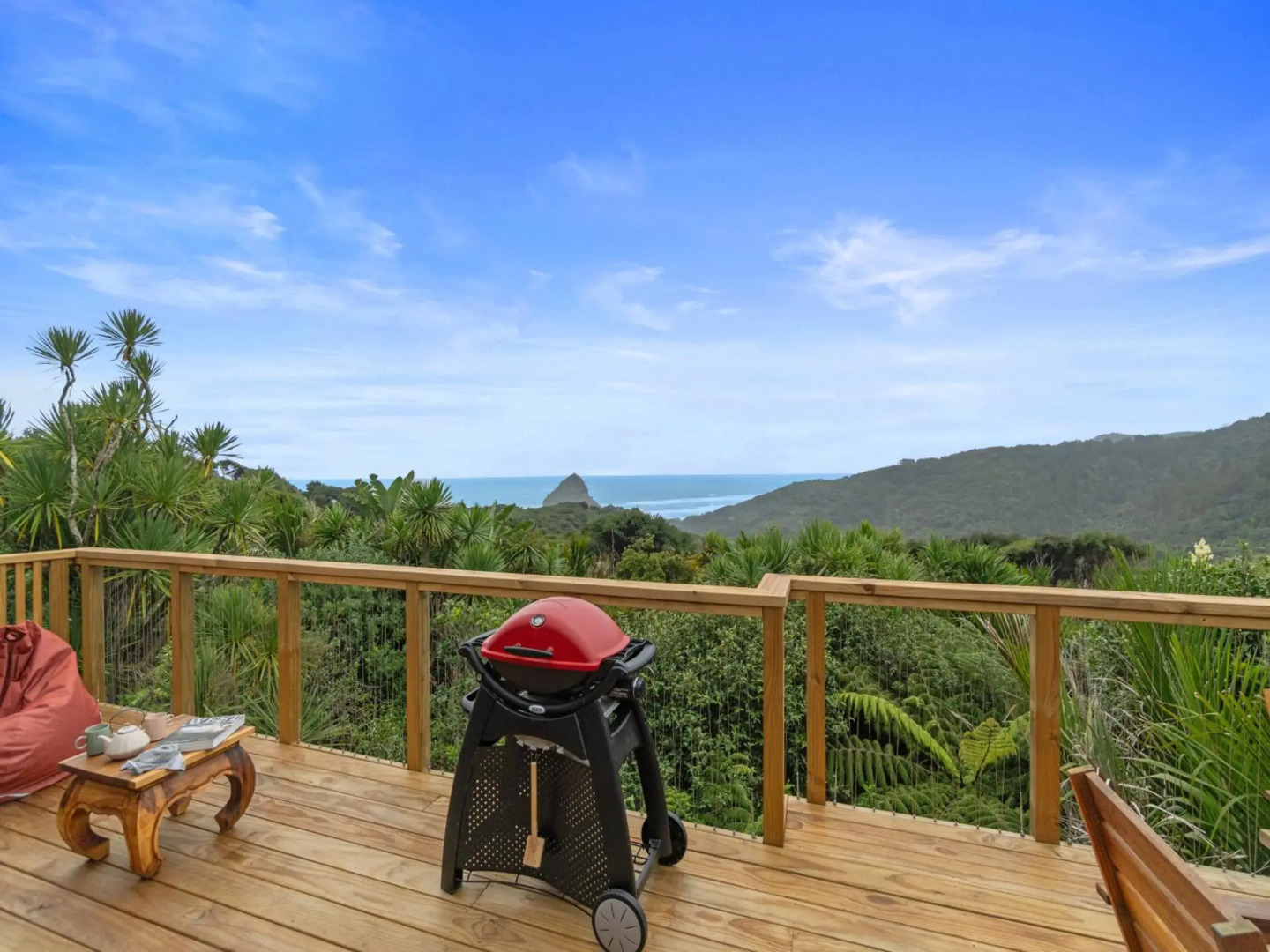 Perfectly Piha - Piha Holiday Home