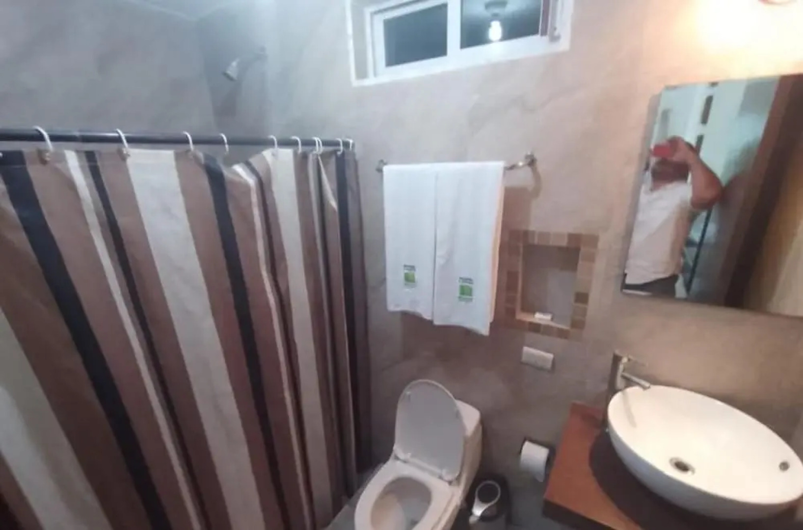 Hotel & Suites Mo Sak