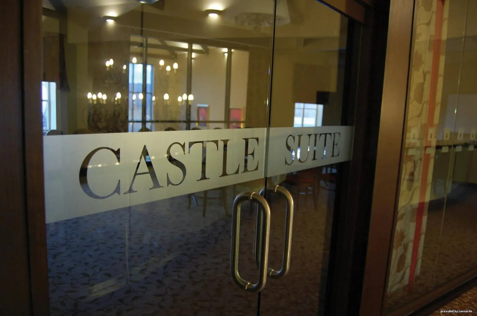 Best Western Plus Pastures Hotel