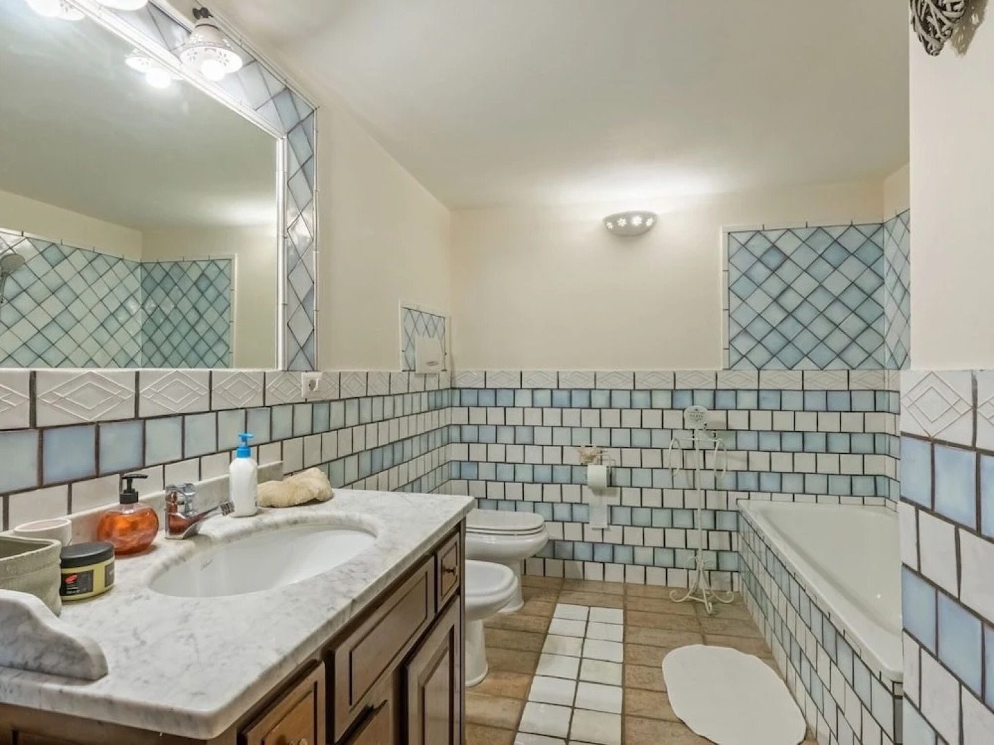 Rustic Holiday Home in Corciano with Swimming Pool