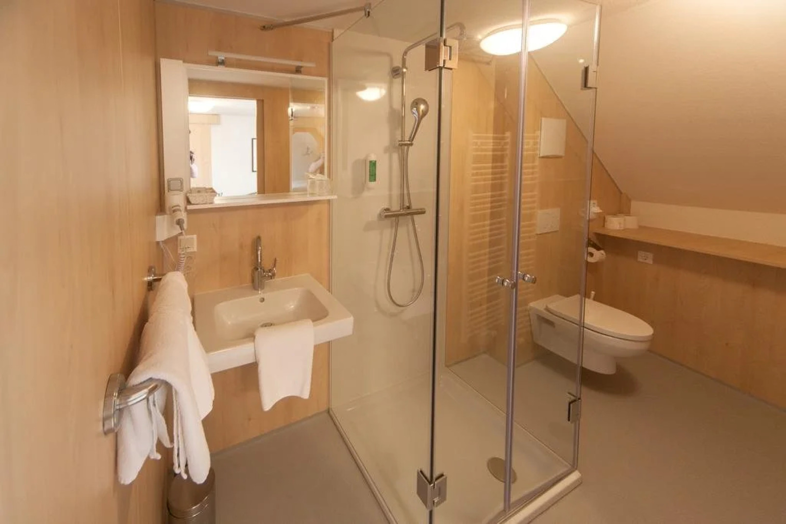 Reitstall Familie Inghofer - Gästehaus & Bauernhof