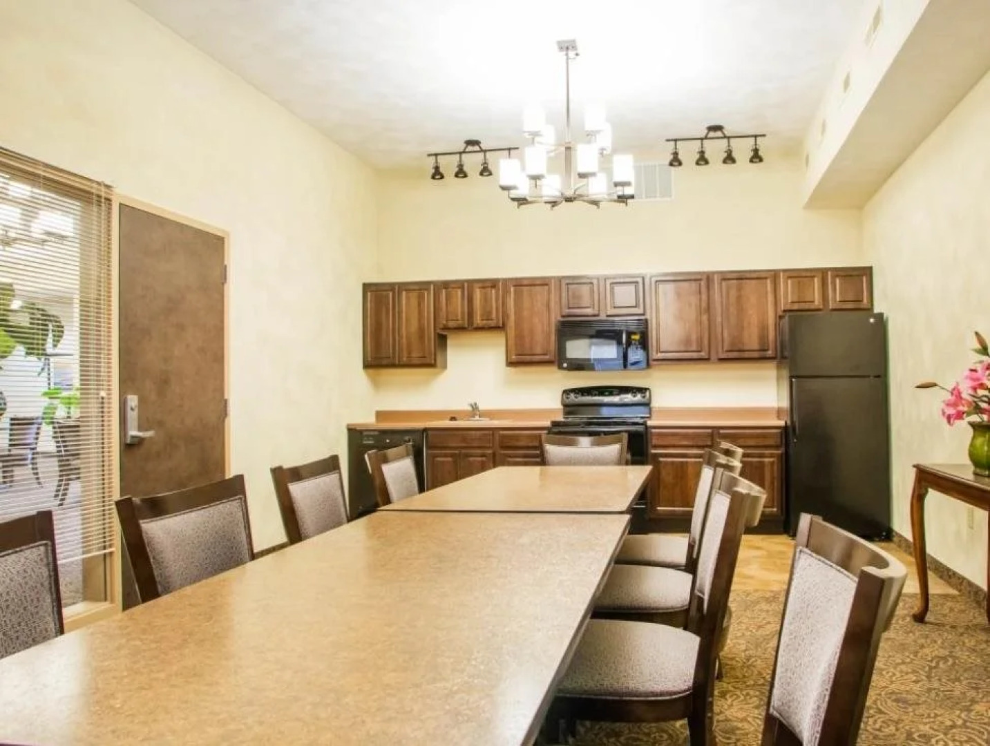 O'Fallon Suites Hotel