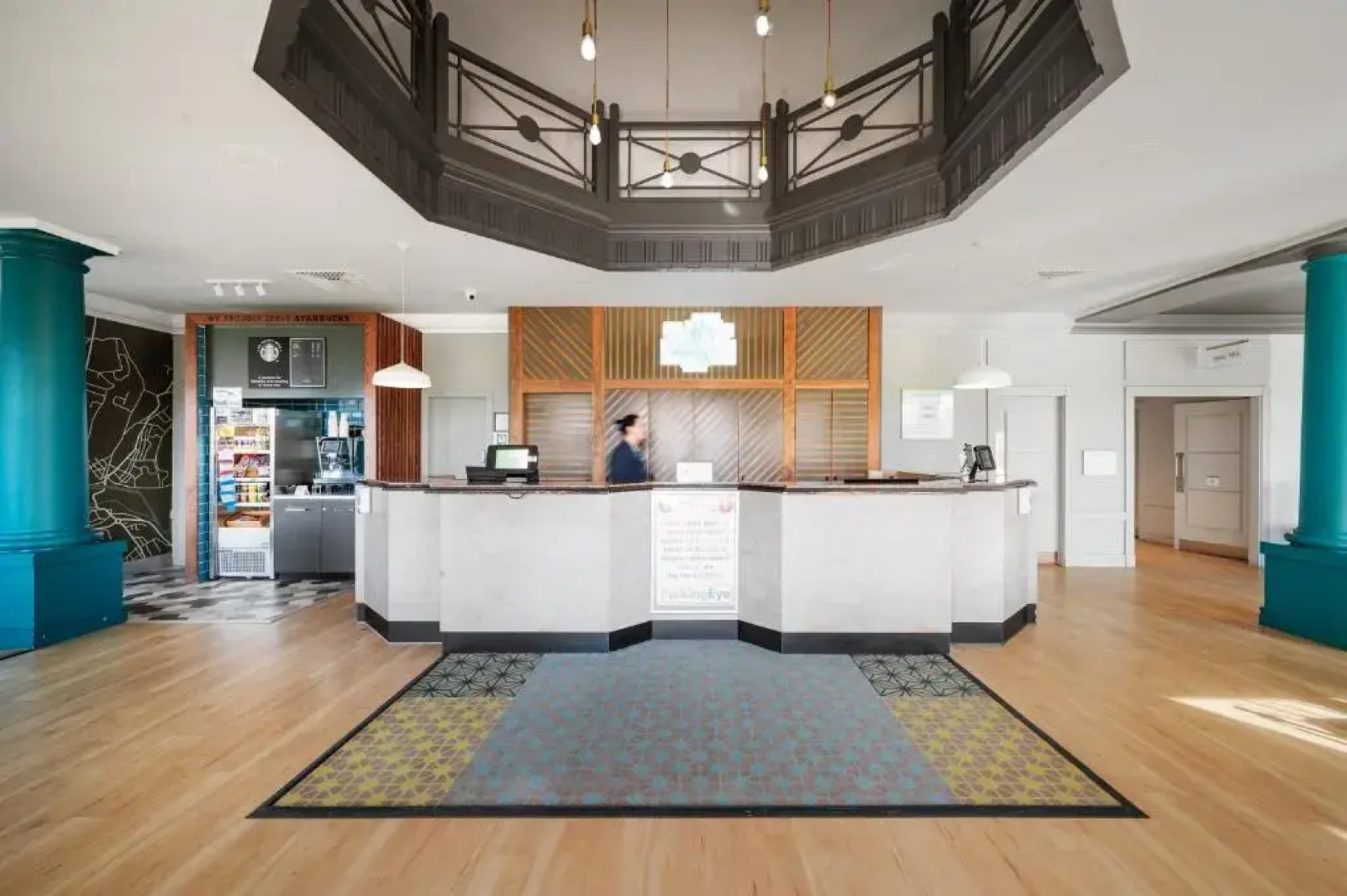 Holiday Inn Brighouse by IHG