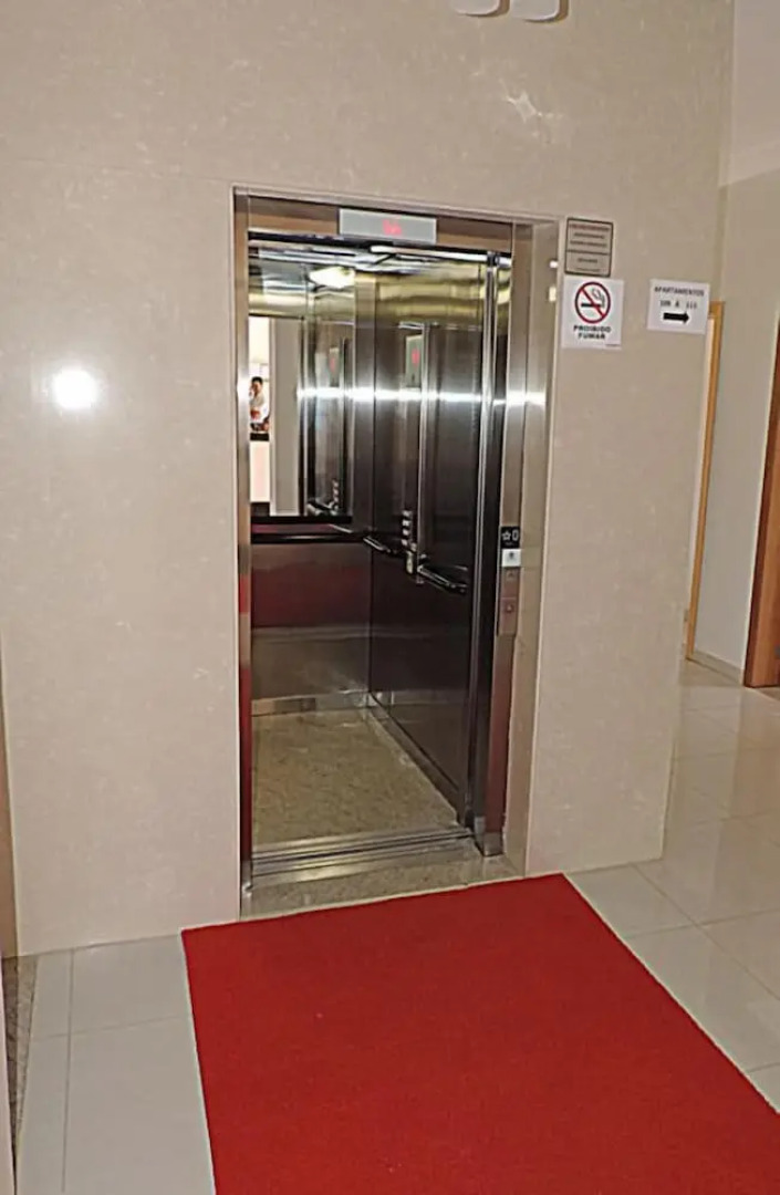 Hotel Pequeno Mundo II