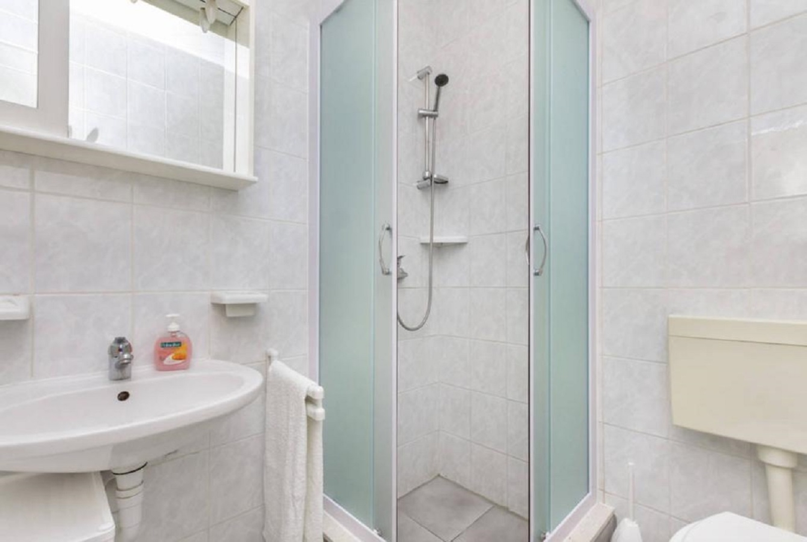 Apartment Rose - 30 m from the beach: A5 Seget Vranjica, Riviera Trogir